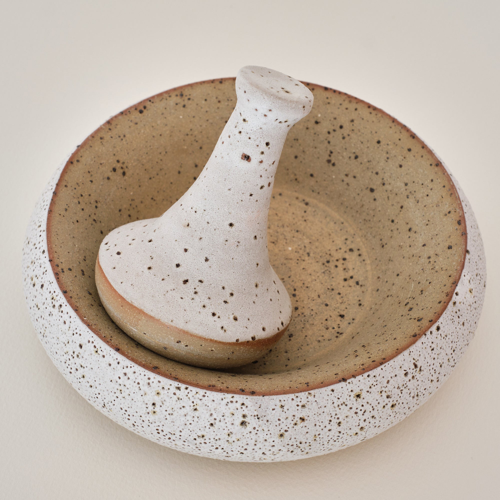 Blanched Grinding Nest