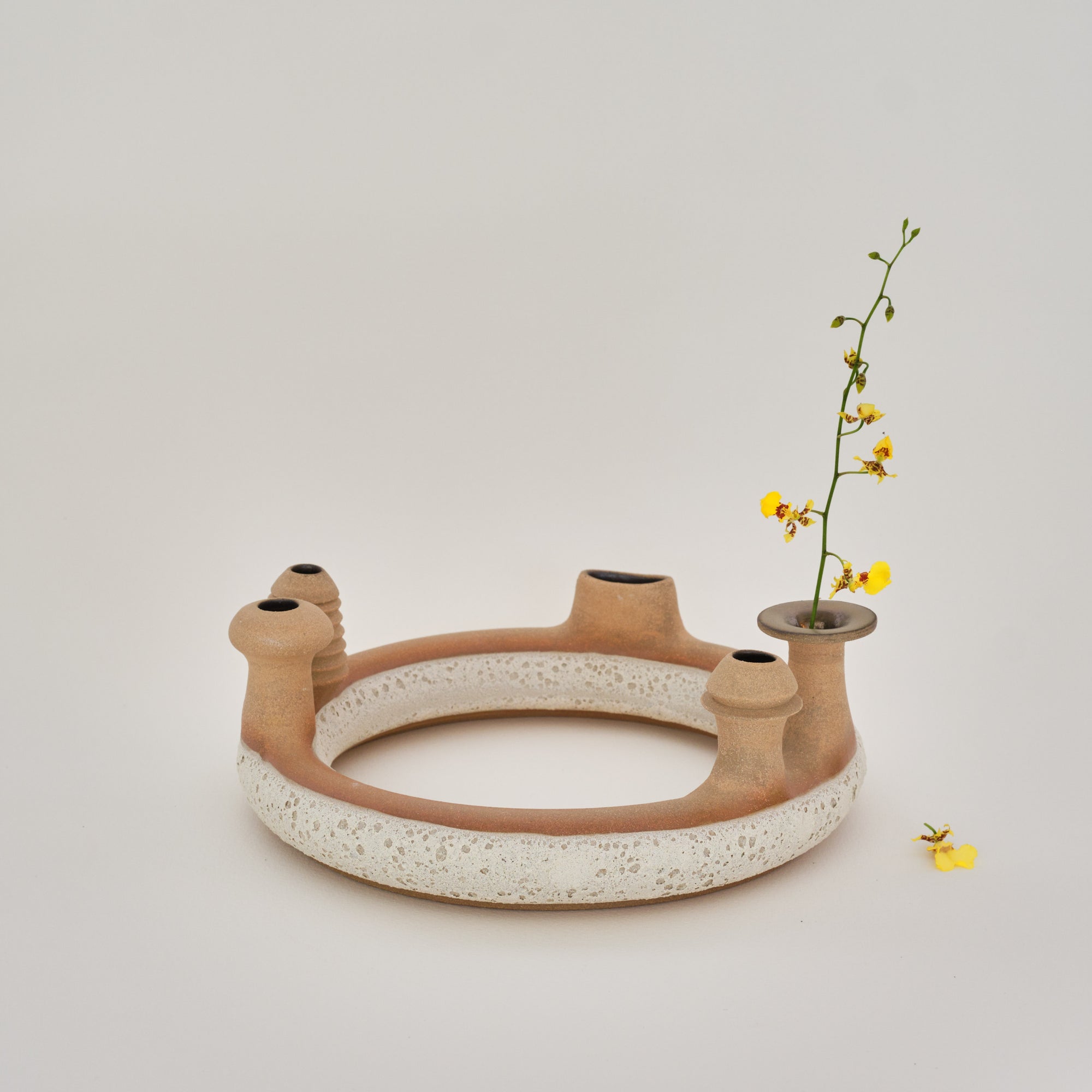 Lava Flower Ring Vase