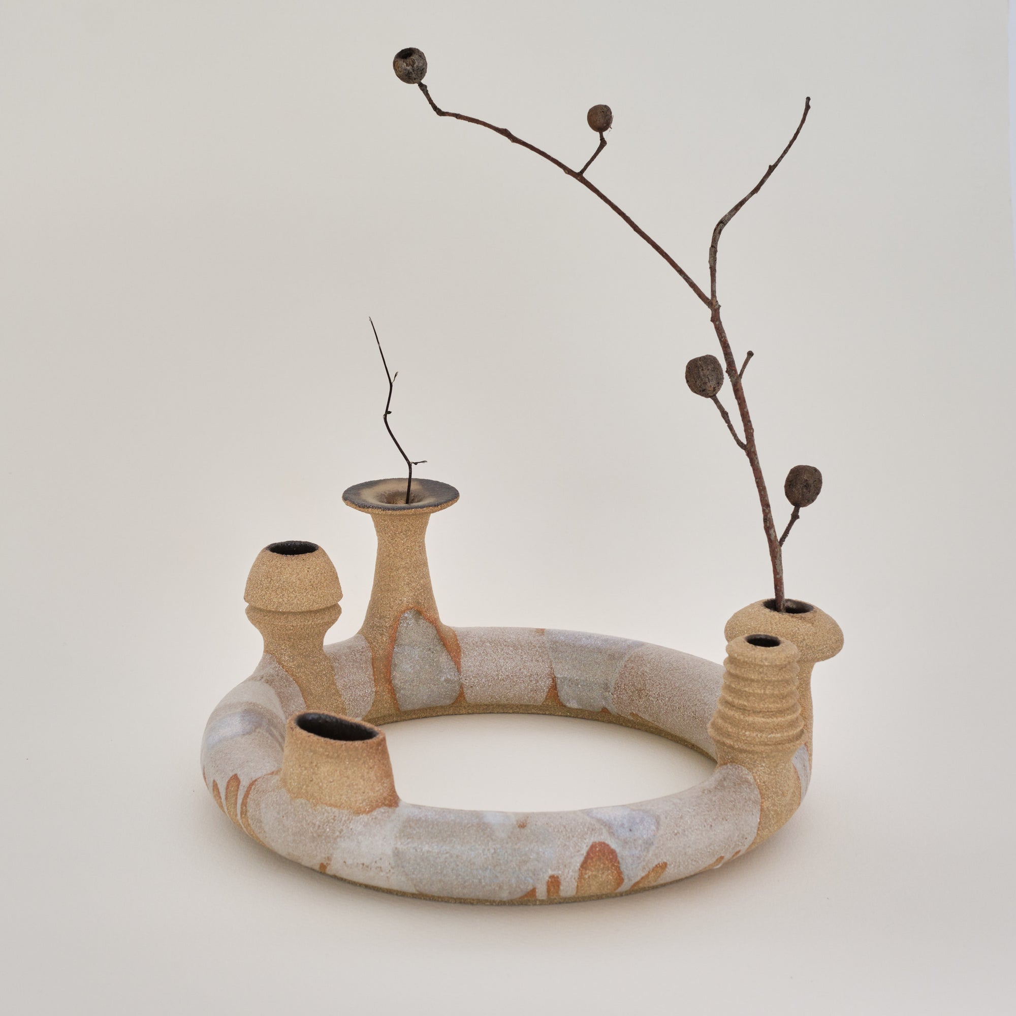 Dappled Flower Ring Vase